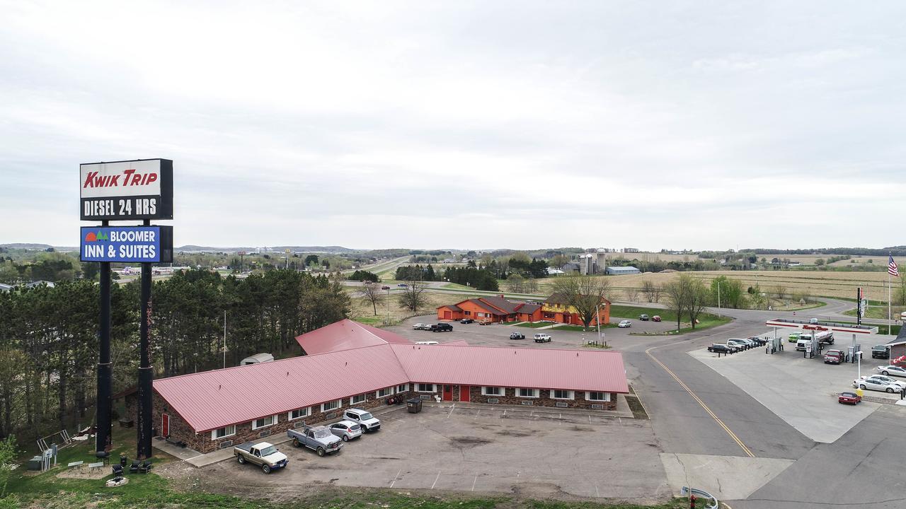 Bloomer Inn & Suites Εξωτερικό φωτογραφία